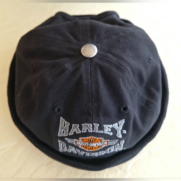 Harley Davidson Official Beanie - Picture 2 of 4